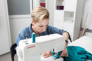 школа моды в казани. . школа моды в казани фото. школа моды в казани-. картинка школа моды в казани. картинка . ▪ Более 30 лет успешной работы▪ Более 1000 учеников ежегодно▪ Программы обучения для всех возрастных групп от 3-х до 55+ лет▪ Наши выпускники и модели работают по всему миру (Милан, Париж, Нью-Йорк, Япония, Китай, Индонезия, Татарстан и Россия)Показать полностью. ▪ Профессиональные преподаватели с опытом в фэшн-индустрии, психологии и визажа▪ Входим в ТОП-100 известных брендов Татарстана▪ Организаторы конкурса красоты "Кристальная Корона Татарстана"▪ Ежегодно участвуем с учениками в самых престижных конкурсах, показах, фэшн-проектах и кастингах: Moscow Fashion Week, Estet Fashion Week, Mercedes Fashion Week, топовые детские недели моды Petti Bimbo в Италии и Испании, модели работали Milan Fashion Week, Paris Fashion Week, Tokyo Fashion Week